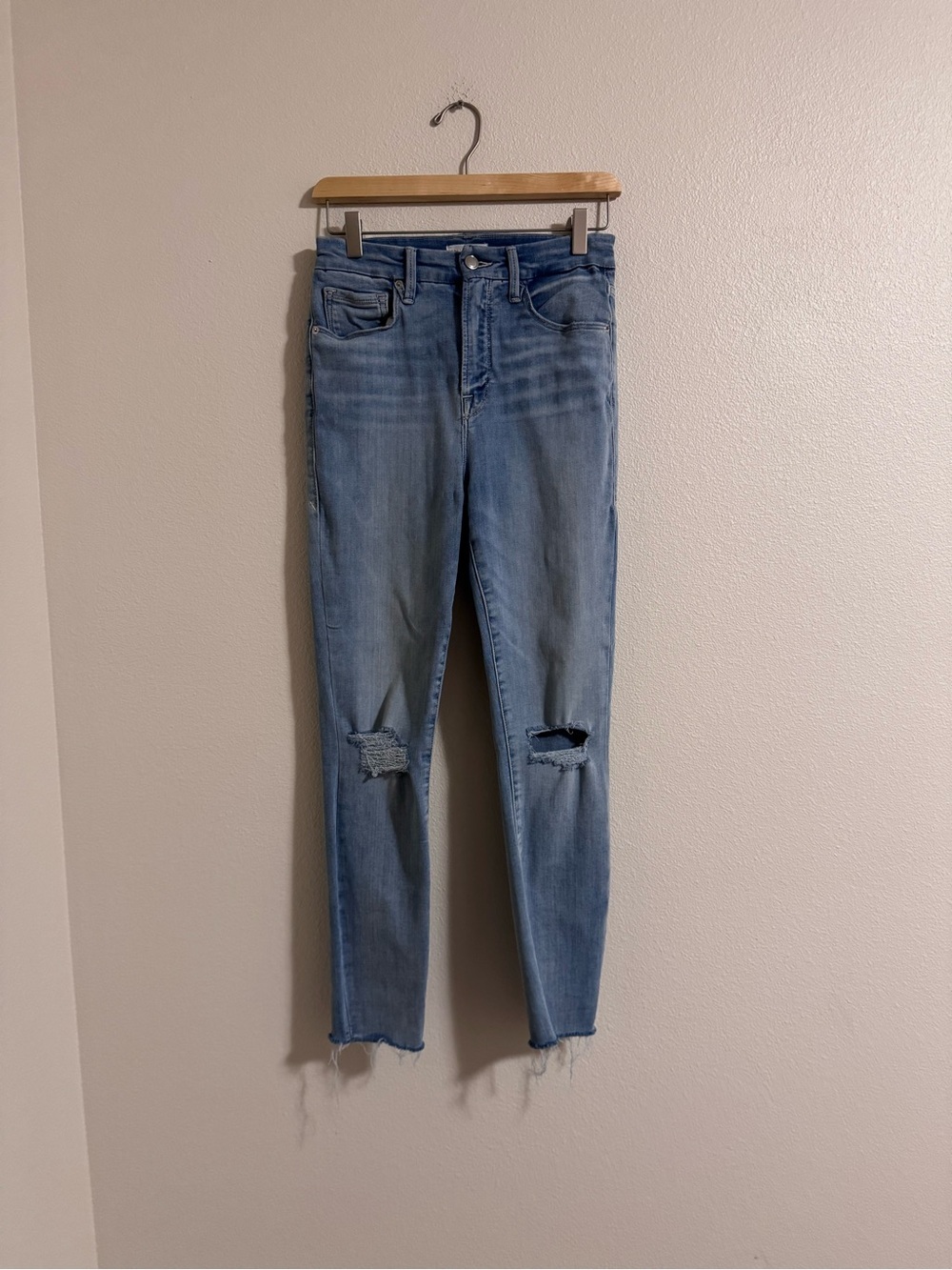 Good American Light Blue Ripped Skinny Jeans